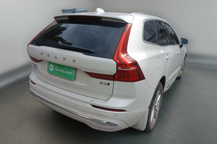 沃尔沃XC60 2022款 B5 四驱智逸豪华版车身外观7