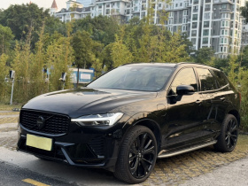沃尔沃XC60新能源 2025款 插电式混动 长续航四驱智远极夜黑版