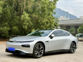 小鹏P7 2022款 670E+