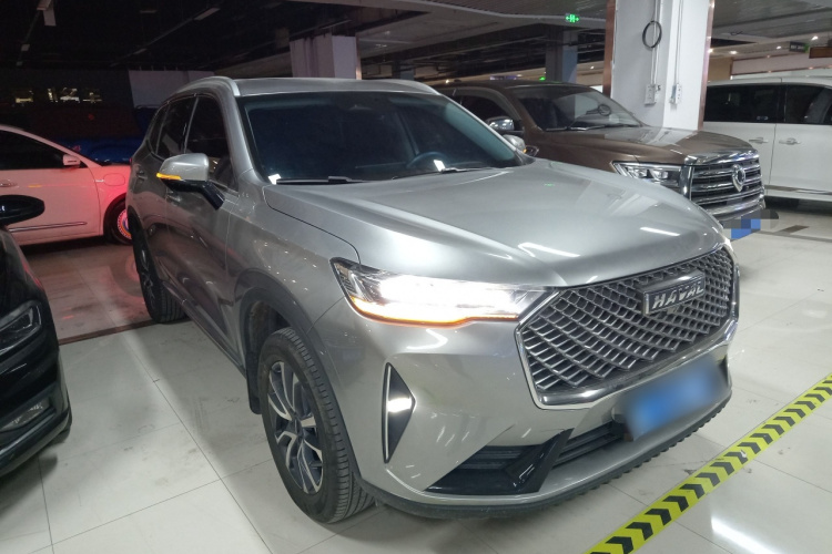 哈弗H6 2022款 第三代 1.5T 自动两驱Max车身外观3