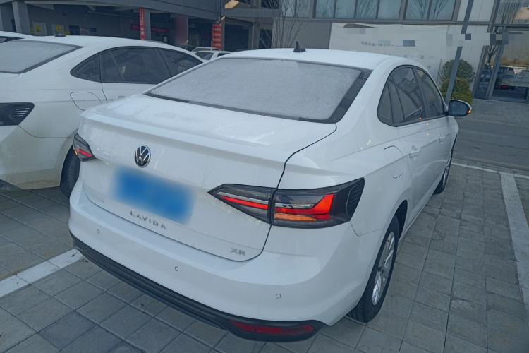 大众 朗逸 2023款 新锐 1.5L 自动新逸版车身外观7