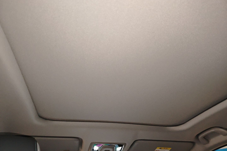 长安UNI-Z新能源 2024款 蓝鲸智电iDD 125km 卓越型中控内饰22