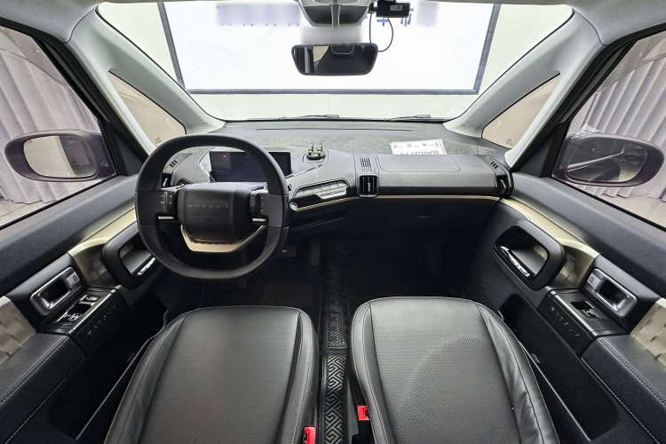 宝骏KiWi EV 2022款 艺术家轻享版 三元锂中控内饰7008