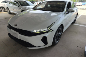 起亚K5 2020款 270T CVVD 豪华科技版