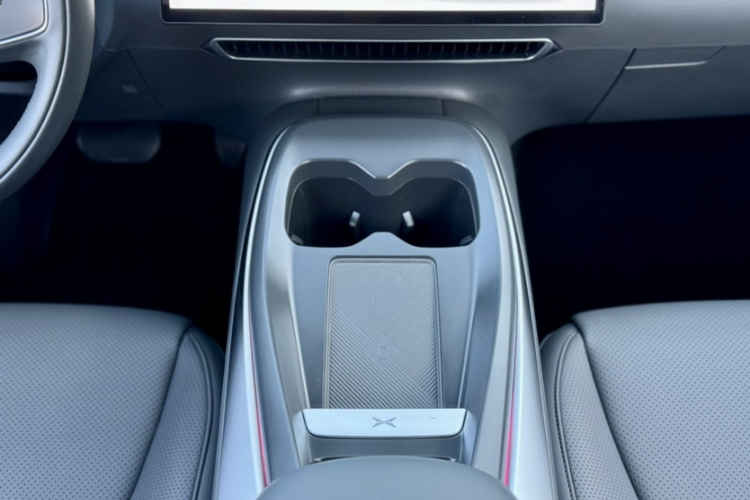 小鹏MONA M03 2024款 620 超长续航中控内饰7005