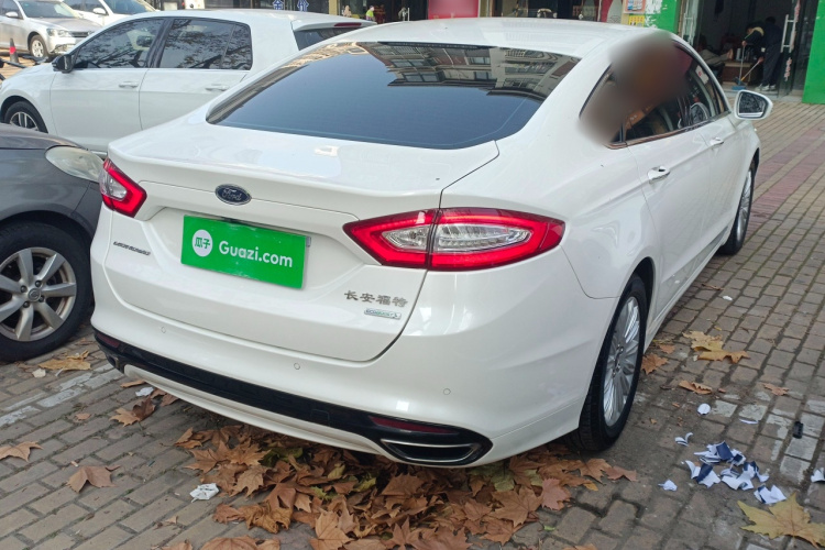 福特 蒙迪欧 2013款 2.0L GTDi200豪华型车身外观7