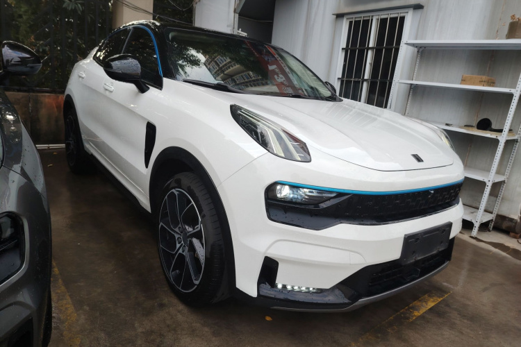 领克05 2020款 2.0TD 两驱耀Halo车身外观6002