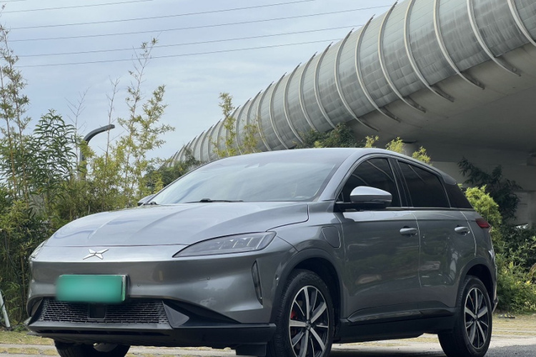 小鹏G3 2019款 智享版车身外观1