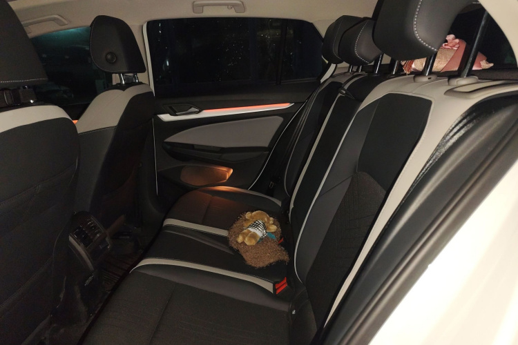 大众 高尔夫 2021款 280TSI DSG Pro中控内饰21