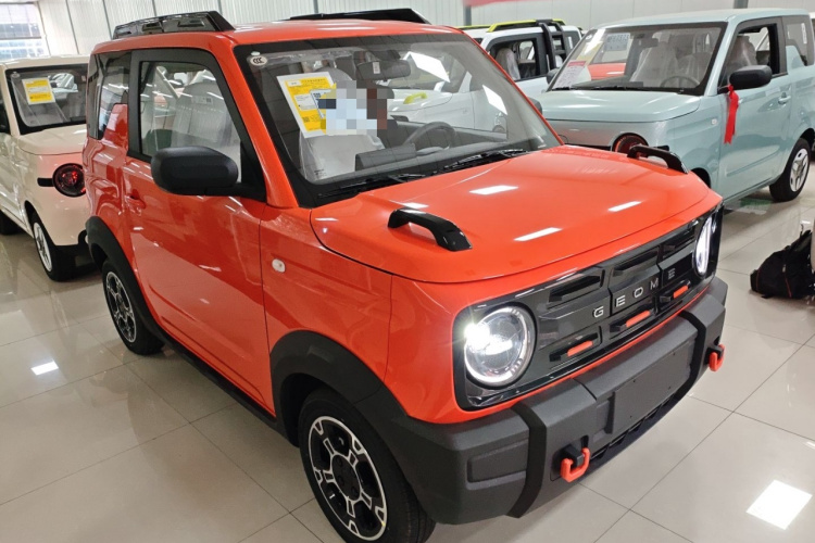 吉利银河 2025款 210km 熊猫骑士车身外观3