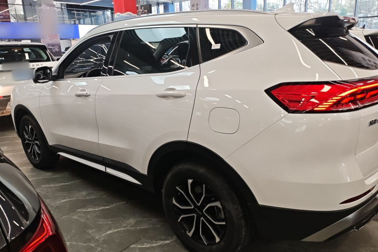 哈弗H6 2025款 1.5T 国潮都市版车身外观4