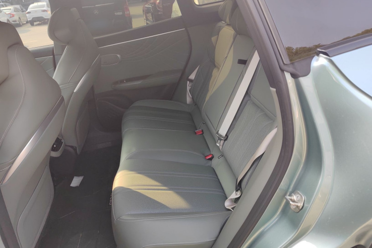 深蓝汽车 深蓝S07 2024款 285Max 乾崑智驾ADS SE增程版中控内饰21