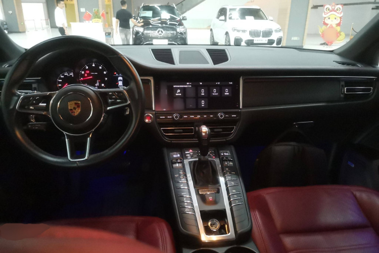 保时捷 2018款 Macan 2.0T中控内饰12