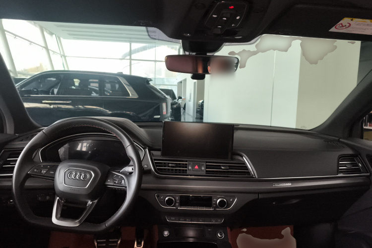 奥迪Q5L 2024款 40 TFSI 豪华动感型中控内饰7002