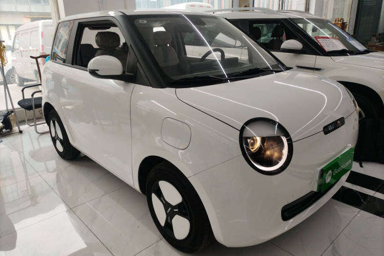 长安启源 长安Lumin 2023款 205km 香沁款车身外观3