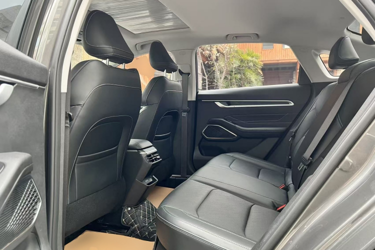 吉利汽车 帝豪 2023款 第4代冠军版 1.5L CVT豪华型中控内饰21