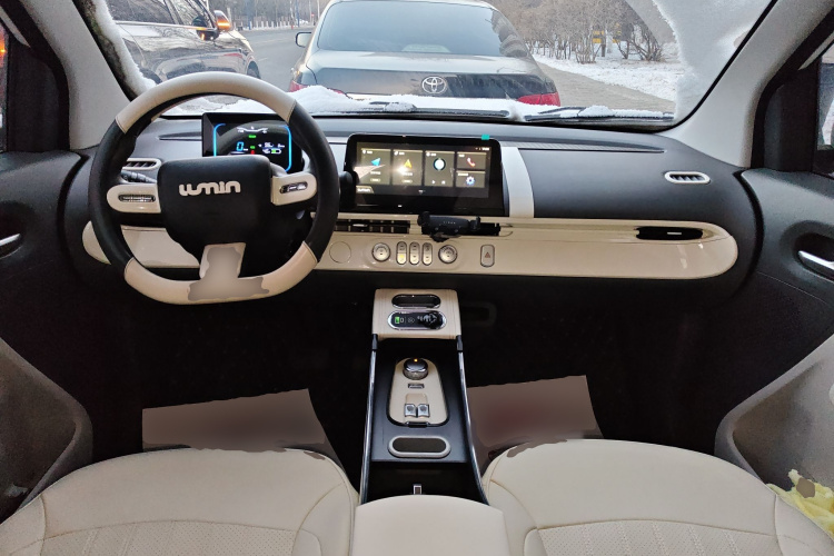 长安启源 长安Lumin 2022款 210km 香甜款中控内饰12