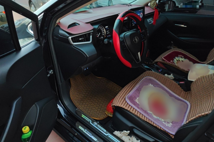 丰田 亚洲狮 2021款 2.0L 豪华版中控内饰7003