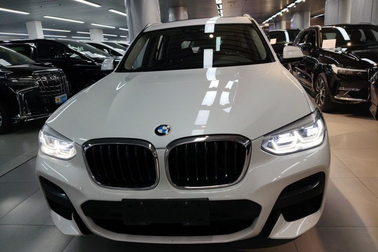宝马X3 2020款 xDrive25i M运动套装车身外观2