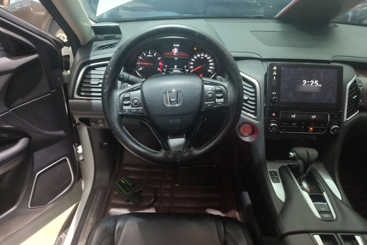 本田 冠道 2017款 240TURBO 两驱精英版中控内饰13
