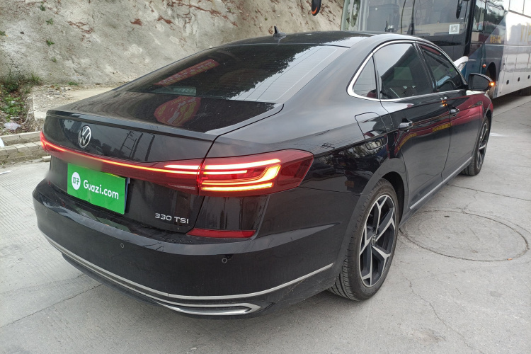 大众 帕萨特 2023款 330TSI 星空精英版车身外观7