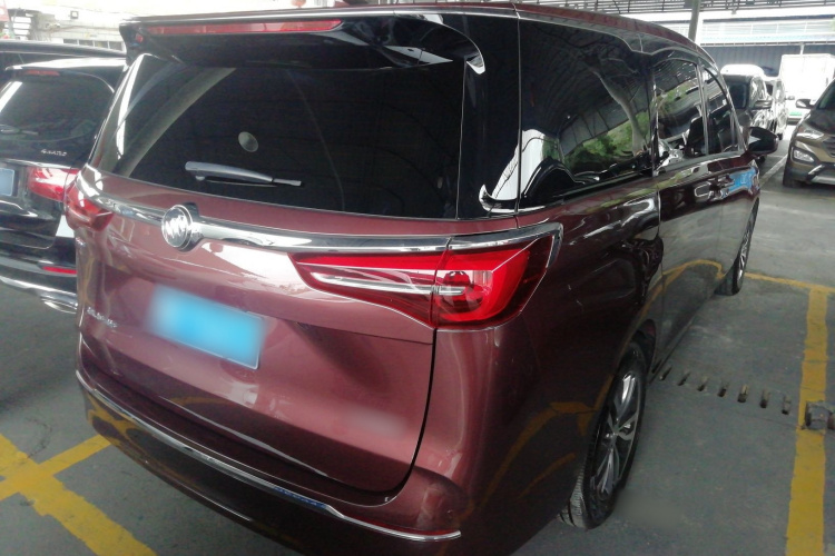 别克GL8 2022款 ES陆尊 653T 尊享型车身外观7