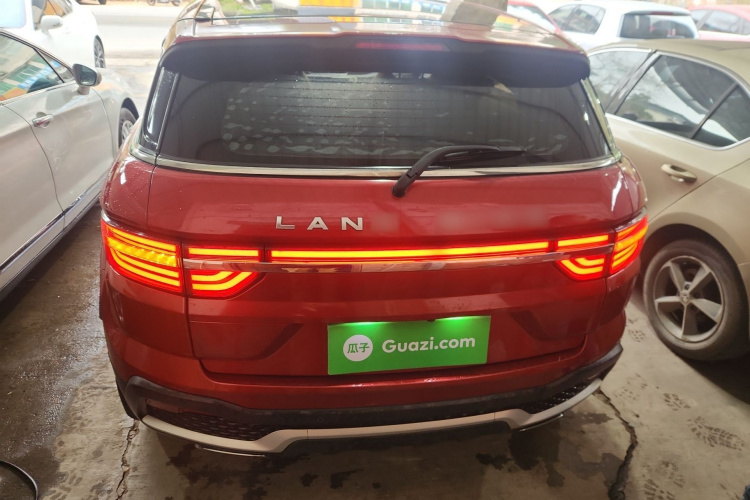 陆风X7 2018款 劲越 1.5T 全景尊贵型车身外观6