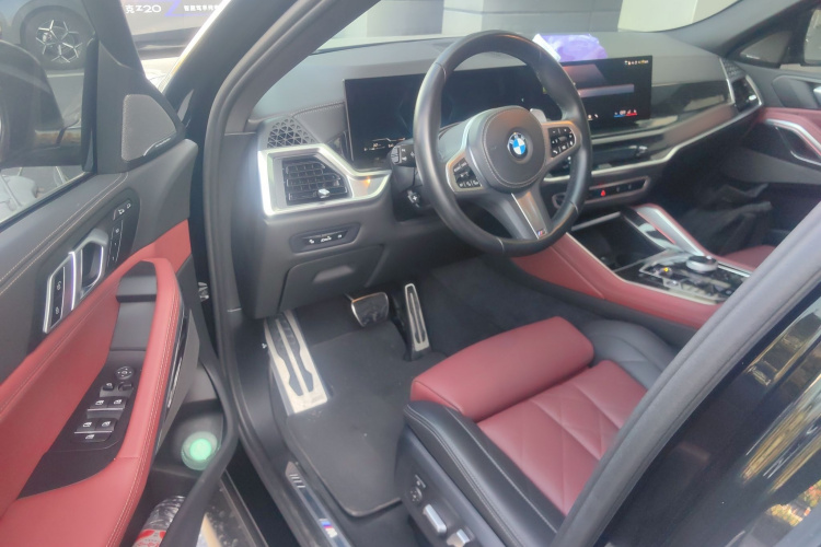 宝马X6 2023款 xDrive40i M运动套装中控内饰7003