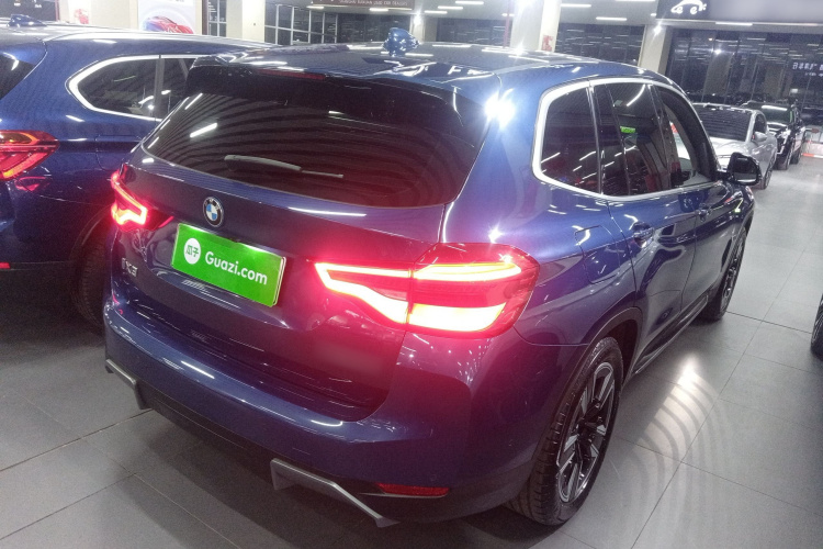 宝马iX3 2021款 改款 领先型车身外观7