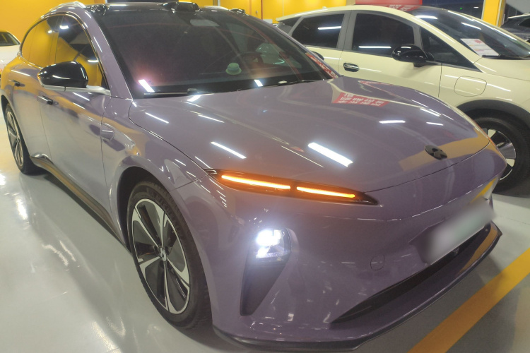 蔚来ET5T 2024款 75kWh Touring车身外观3