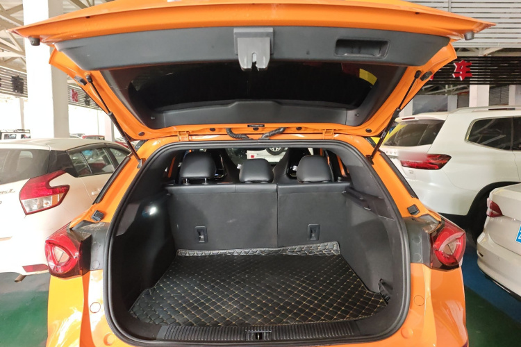 名爵 MG ONE 2022款 α-数智运动系列 1.5T 进阶版局部细节23