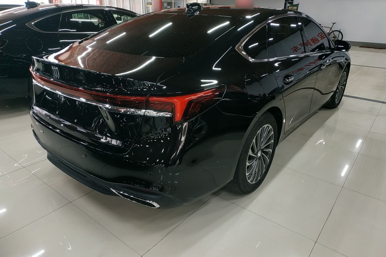 别克 君越 2023款 28T 越尊版车身外观6002