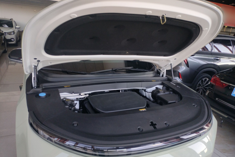 理想汽车 理想L6 2024款 Max机舱底盘24