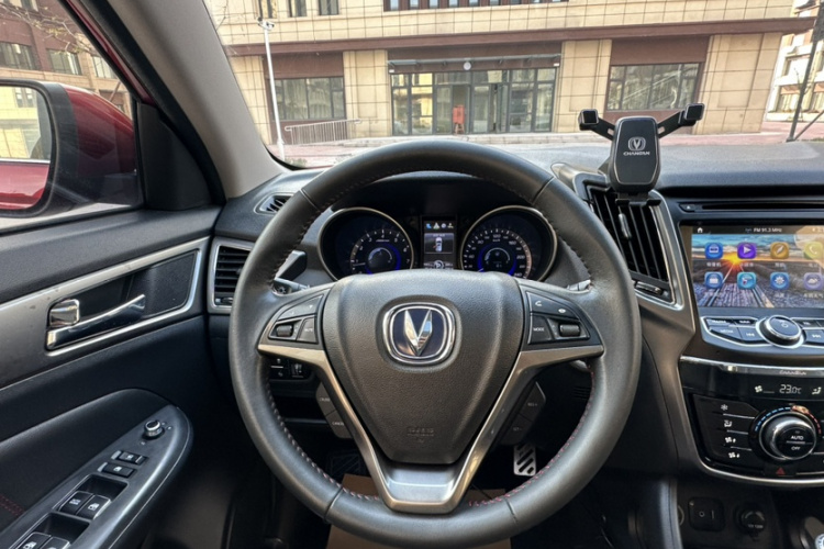 长安CS75 2015款 1.8T 自动四驱精英型 国V中控内饰7006