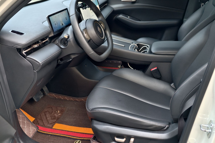 宝骏云海 2024款 600km 纯电版中控内饰7001