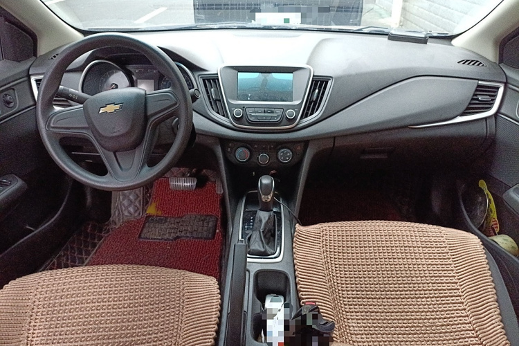 雪佛兰 科沃兹 2016款 1.5L 自动欣享版中控内饰7002