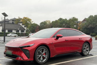 星途 星纪元 ES 2025款 纯电 Pro四驱 77kWh