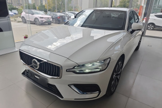 沃尔沃S60 2024款 B4 智远豪华版