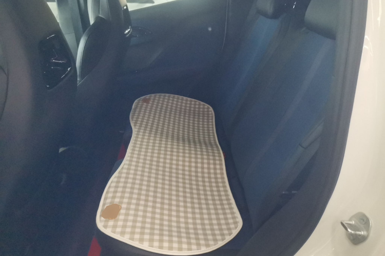 比亚迪 海鸥 2025款 305km 自由版中控内饰7004