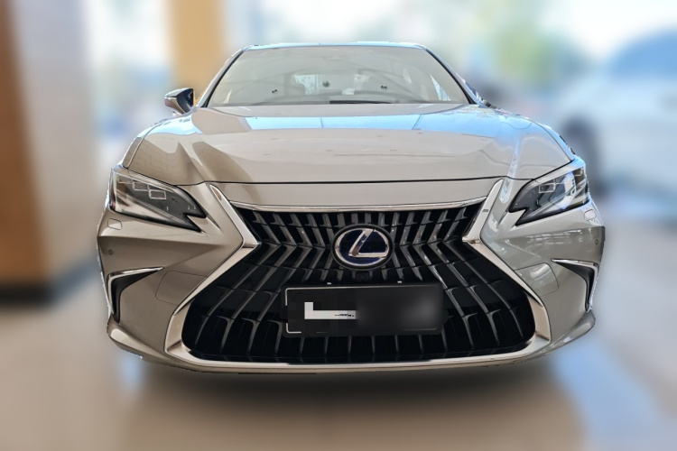 雷克萨斯ES 2021款 300h 行政版车身外观6001