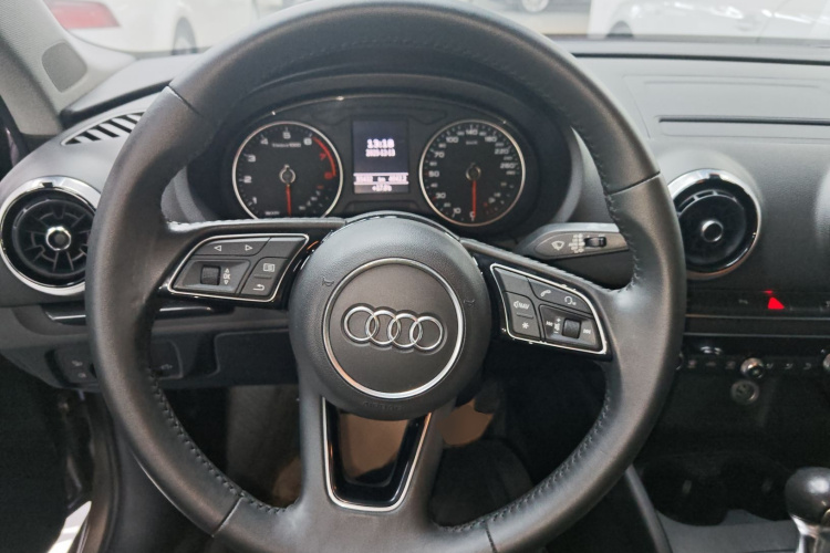 奥迪A3 2019款 Limousine 35 TFSI 时尚型 国V局部细节13