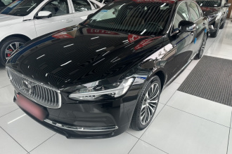 沃尔沃S90 2024款 B5 智逸豪华版