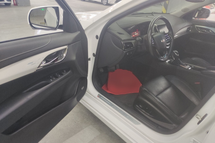 凯迪拉克ATS-L 2017款 28T 时尚型中控内饰20