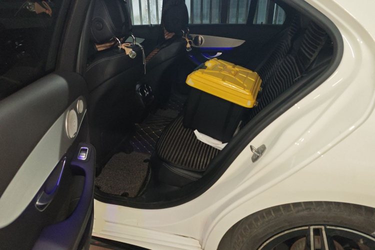 奔驰C级 2021款 C 260 星耀臻藏版中控内饰21