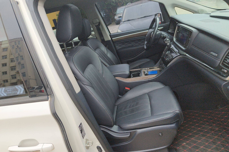 广汽传祺 传祺M8 2020款 领航款 390T 尊贵版局部细节41