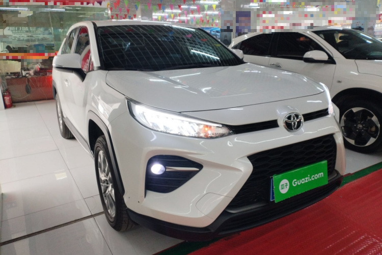 丰田 威兰达 2023款 2.0L CVT两驱领先版车身外观6002