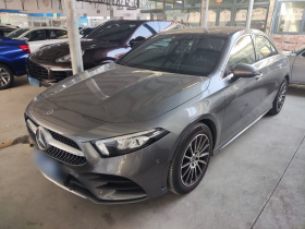 奔驰A级 2020款 改款 A 200 L 运动轿车时尚型