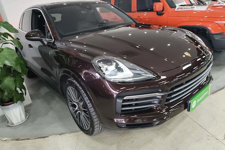 保时捷 2019款 Cayenne 3.0T车身外观6002