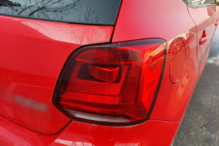 大众 Polo 2016款 1.4L 手动风尚型车身外观9