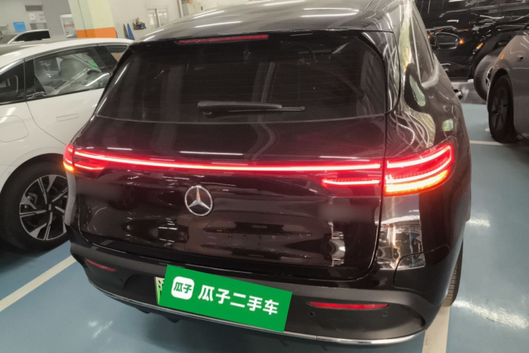 奔驰EQC 2021款 EQC 400 4MATIC车身外观6004